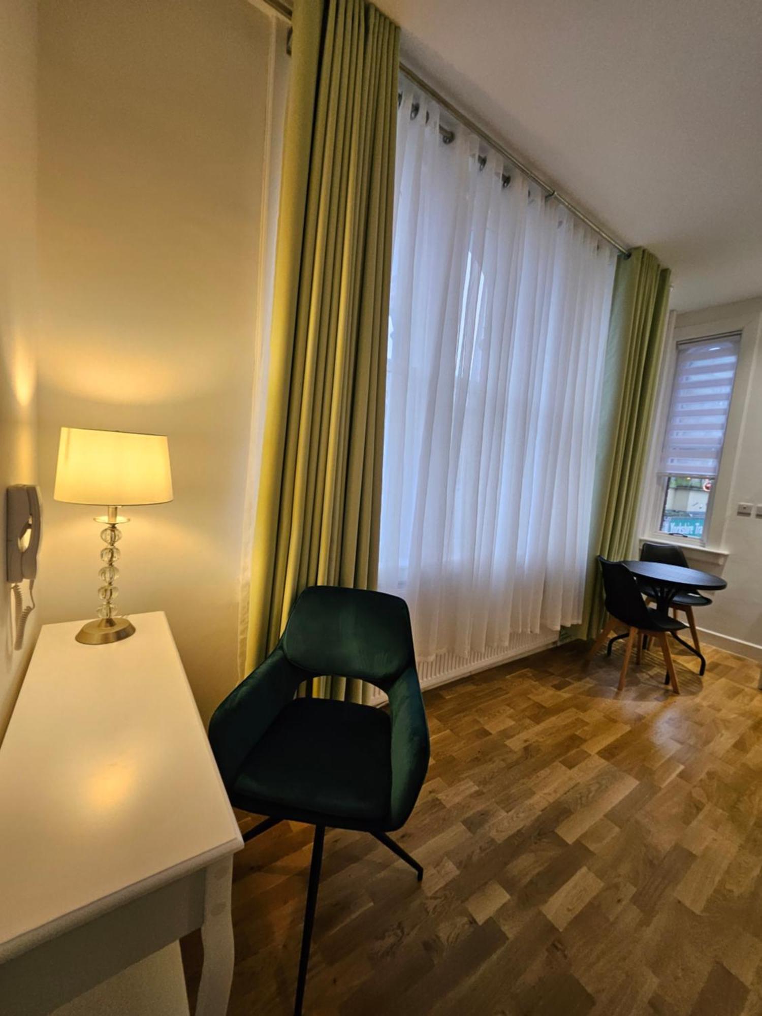 Central Chambers Suites - Suite 1 Лик Экстерьер фото